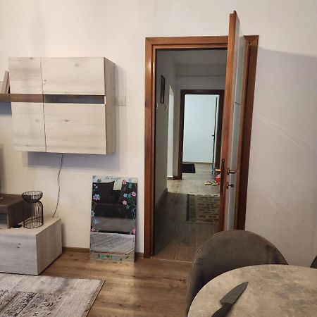 Central Trei Camere Bacau Luaran gambar